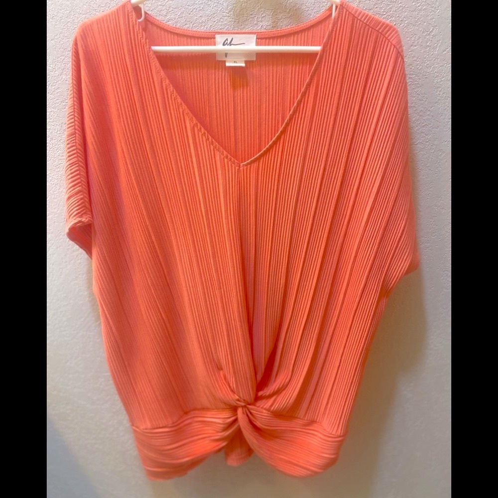 NWOT Andrea Jovine Coral V-Neck Top with Knotted Waist XL